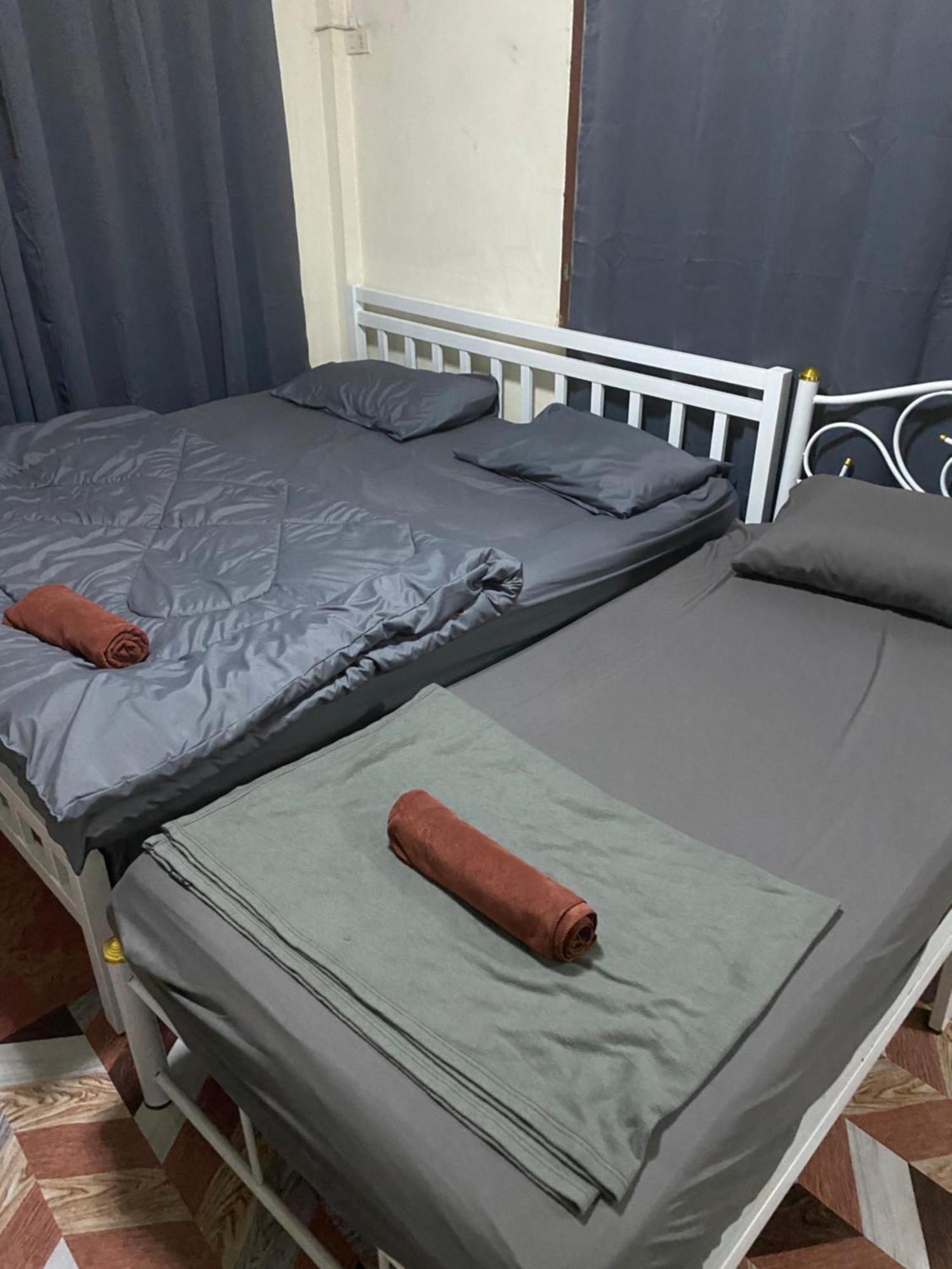 Sleep Break Hostel Sathon Bangkok Exterior foto