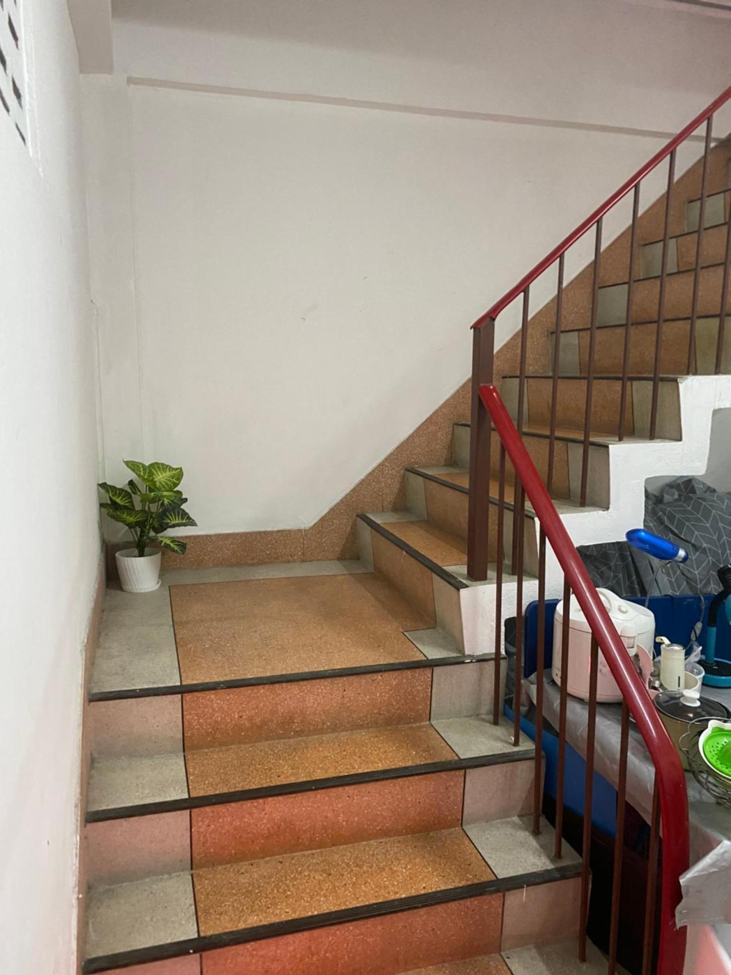 Sleep Break Hostel Sathon Bangkok Exterior foto