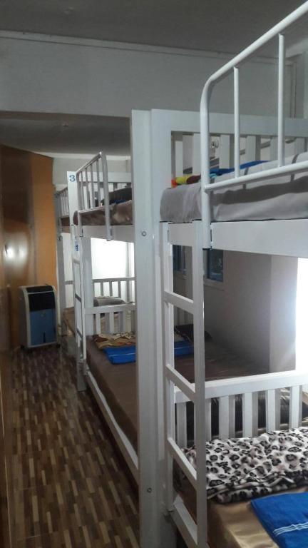 Sleep Break Hostel Sathon Bangkok Exterior foto